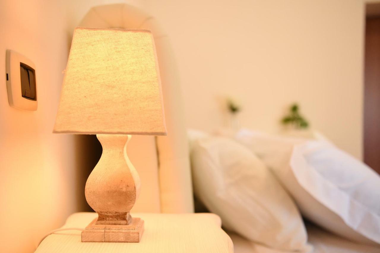 B&B Bonnes Suites ナポリ エクステリア 写真