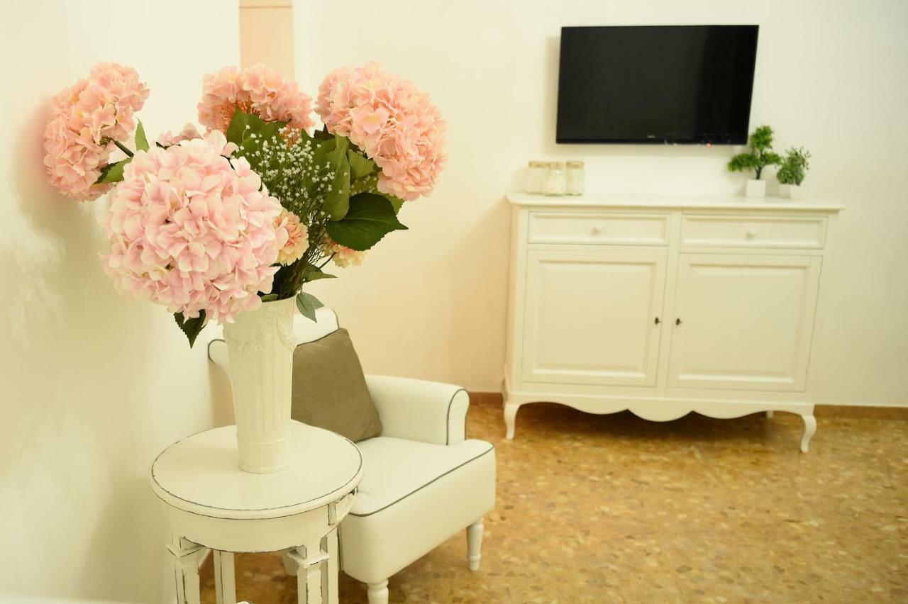 B&B Bonnes Suites ナポリ エクステリア 写真